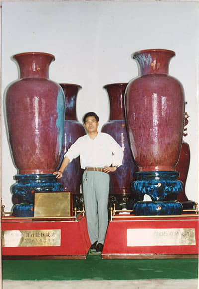《豫象送宝》大瓶.jpg